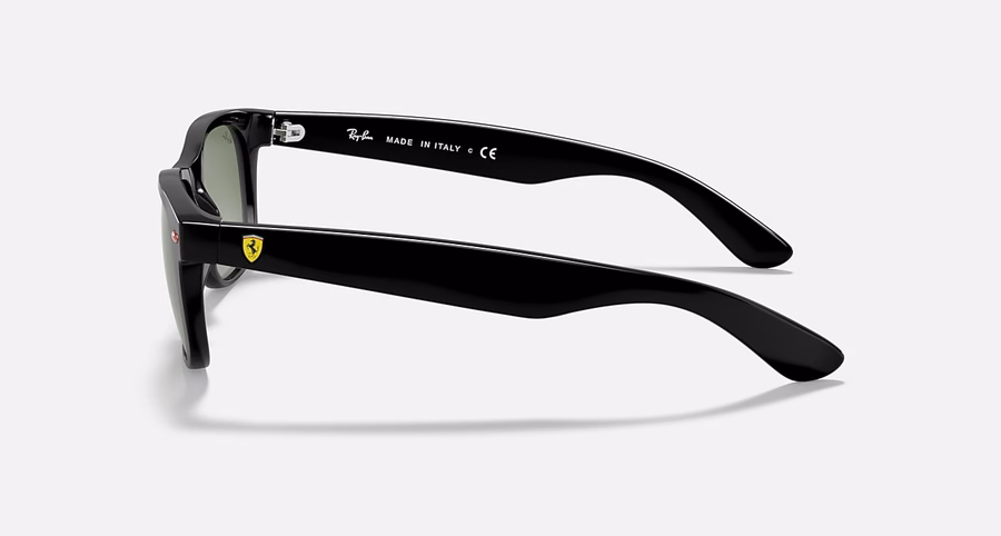 RB2132M SCUDERIA FERRARI COLLECTION